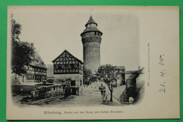 AK Nürnberg / um 1900 / Burg Brunnen Gebäude Fachwerk